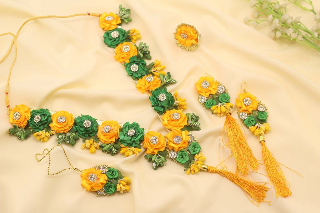 Mehndi/Mayo 5 pcs V Design Mala set-2541
