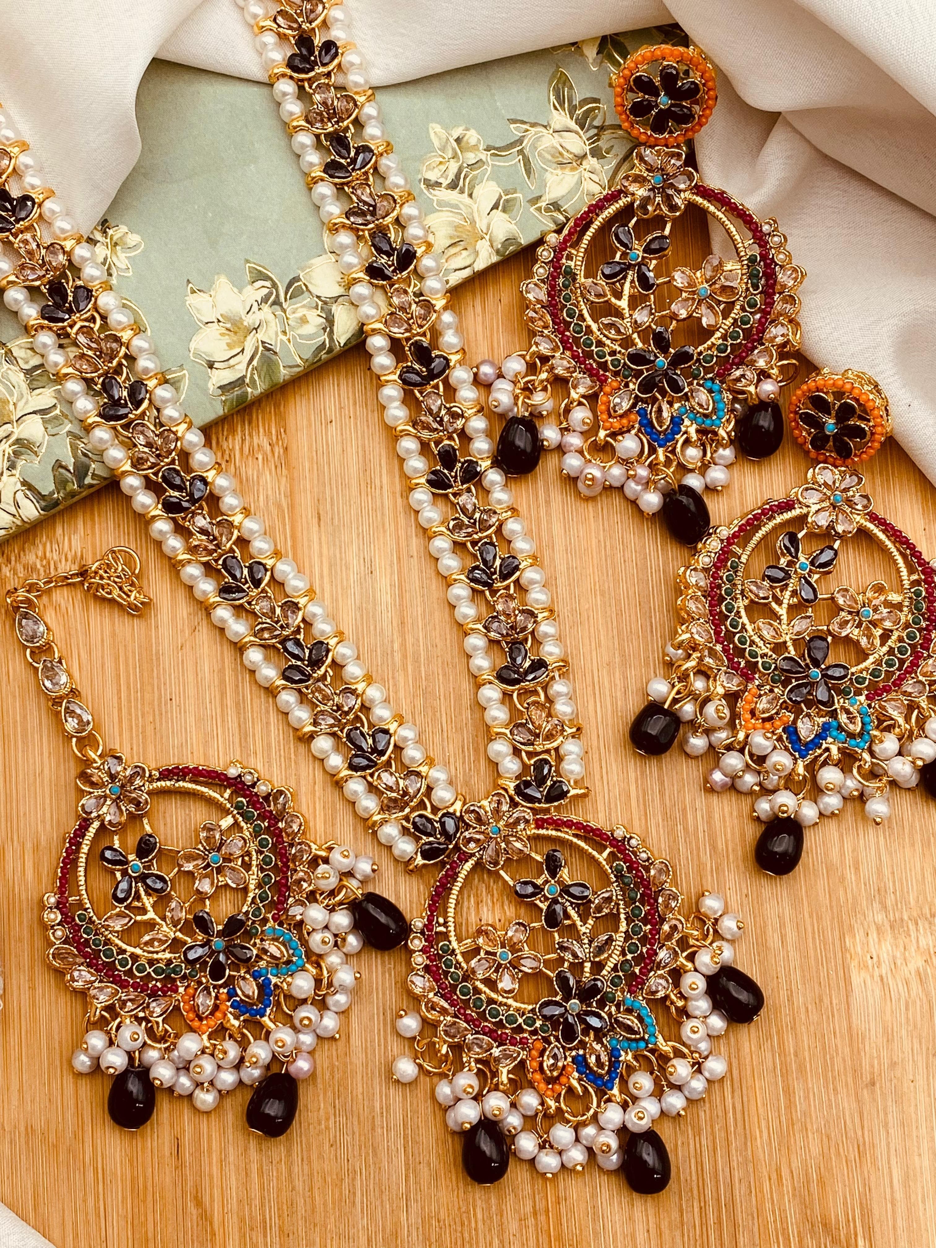 Zarcon Mala set with Hoops & Tika NJ-1919-M