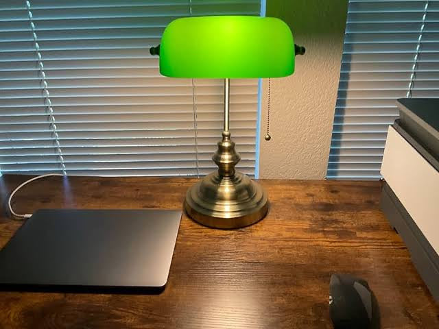 Vintage Style Banker Lamp
