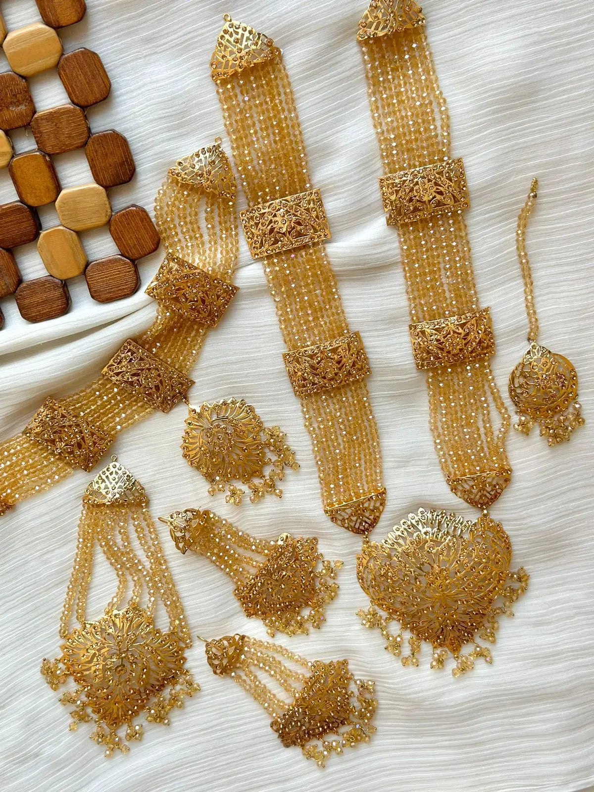 Light Weight Hyedrabadi Bridal set NJ -1655